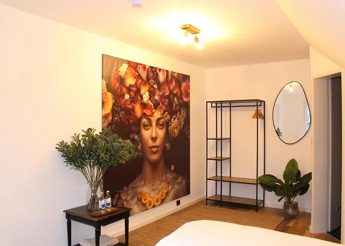 Engel 16, Boutique - Adults Only *